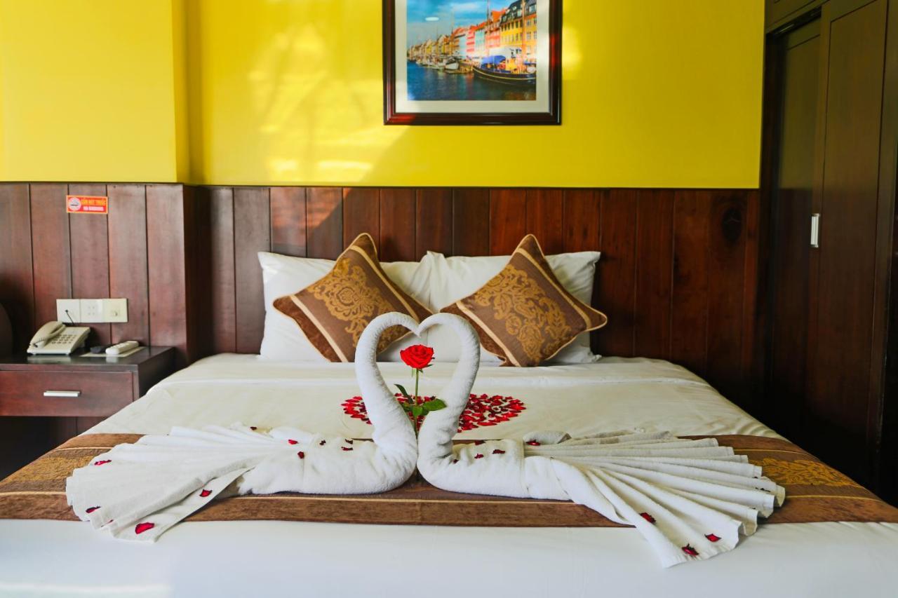 Melyna Hotel Nha Trang Exteriör bild